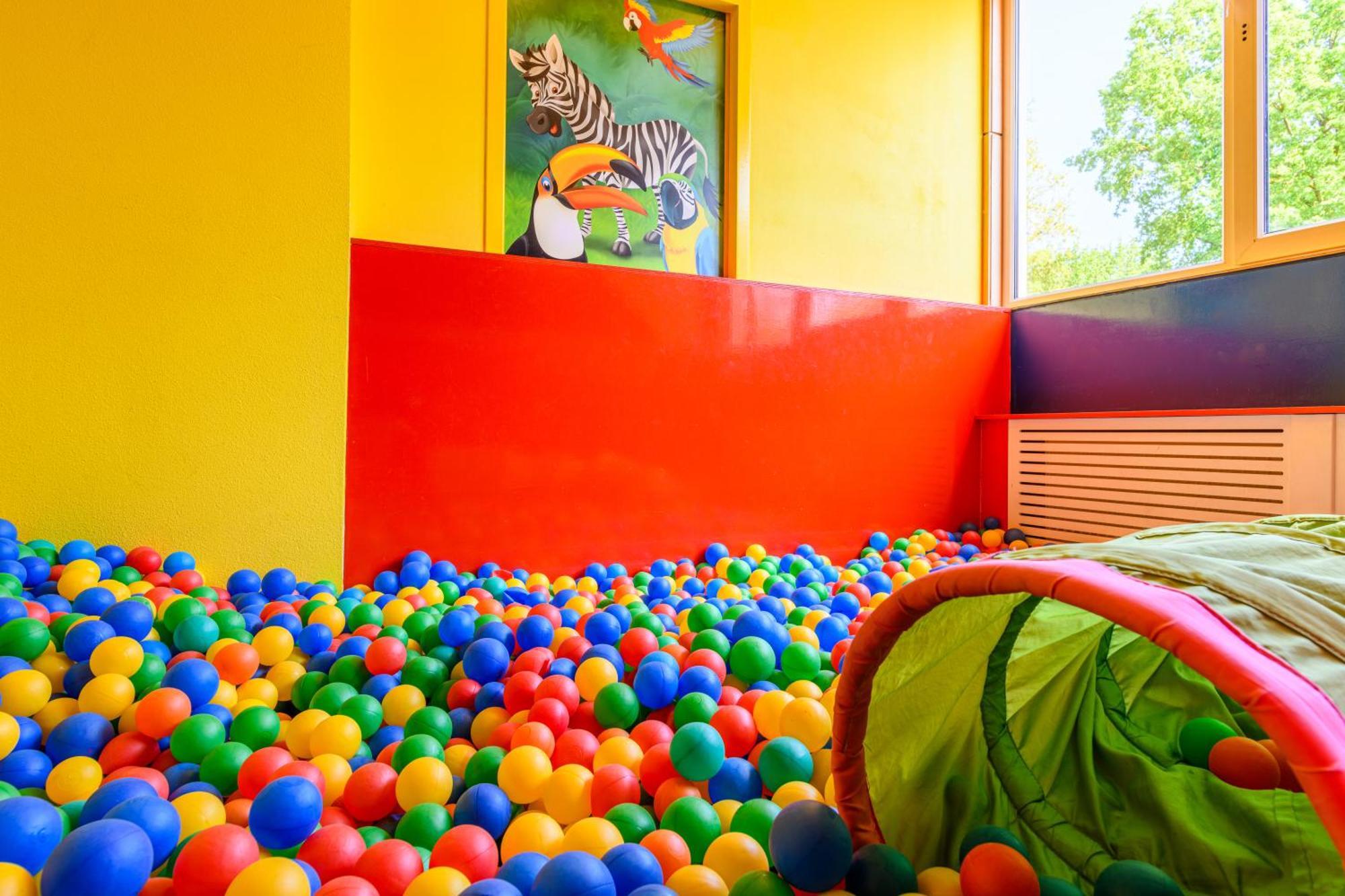 Summio Landgoed Het Grote Zand Hotel Hooghalen Bagian luar foto